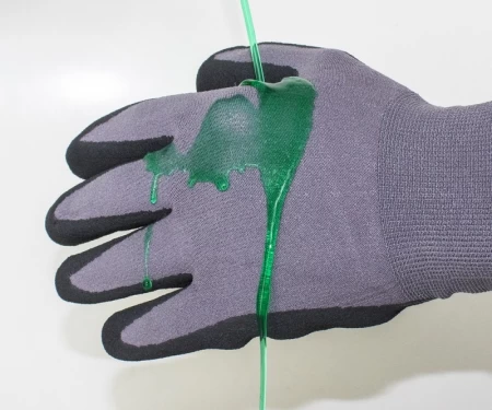 Portwest® Dermiflex Water Repellent Grip Glove - AP62 - Image 2